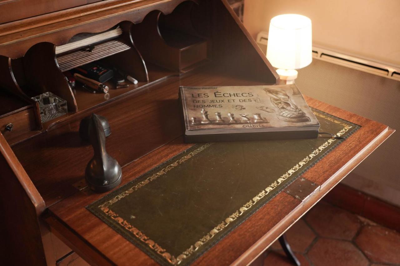 Maison De Charme, D'Artiste, Decoration Brocante Aigrefeuille-dʼAunis المظهر الخارجي الصورة