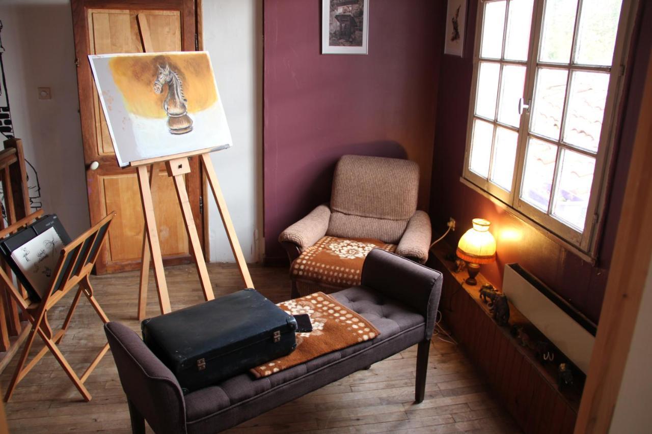 Maison De Charme, D'Artiste, Decoration Brocante Aigrefeuille-dʼAunis المظهر الخارجي الصورة